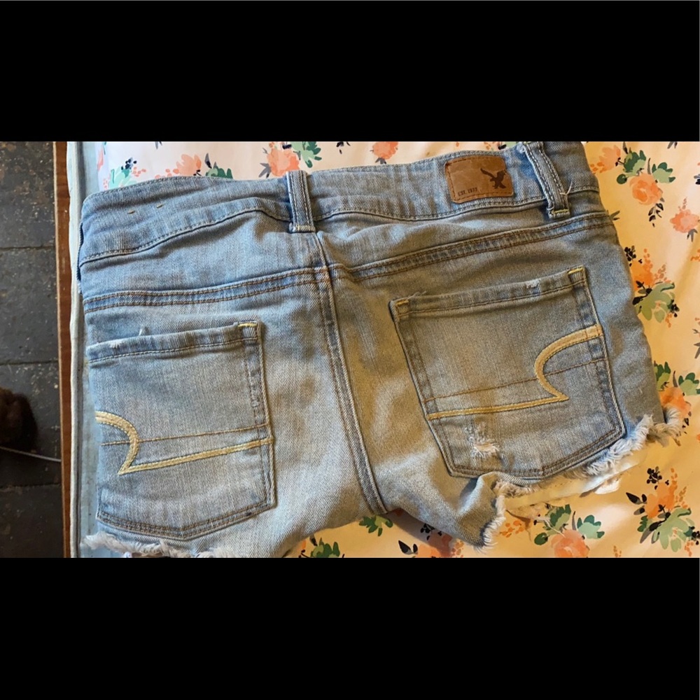 American eagle high rises shorts